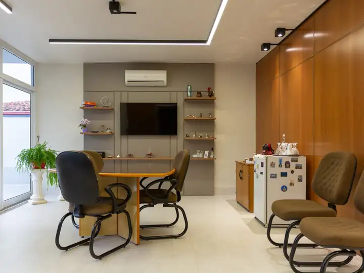 Sala de atendimento do escritório